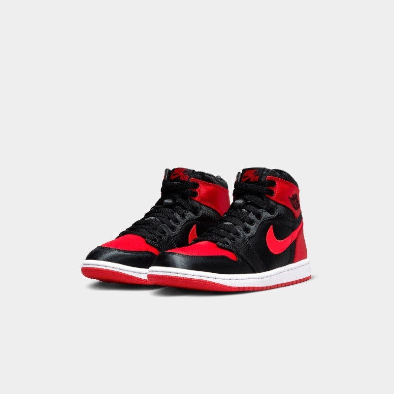 Nike Air Jordan 1 Retro High OG "Satin Bred" sneaker