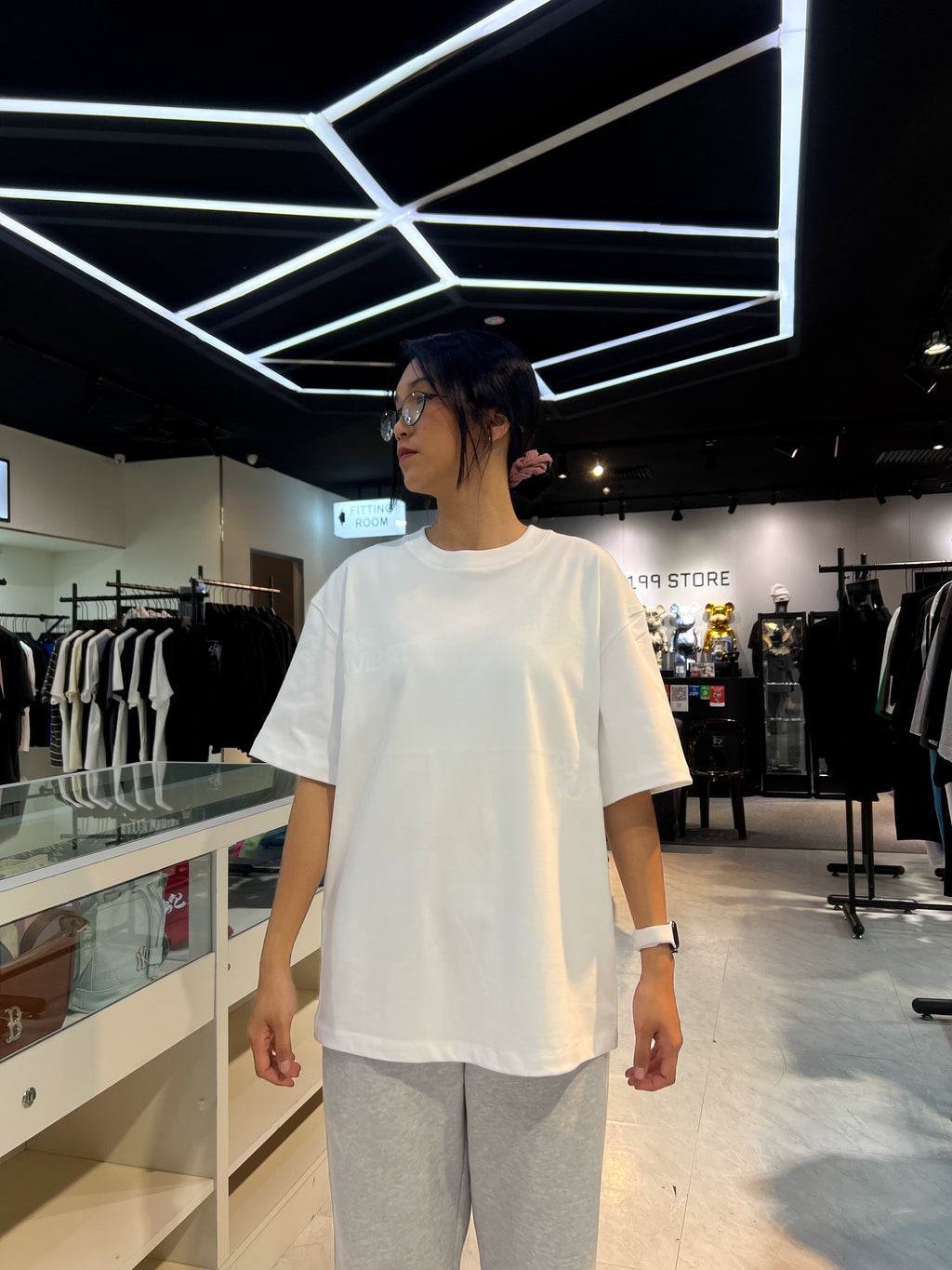 GOAT BIAR LAMBAT ASAL GOAT V4 TEE WHITE