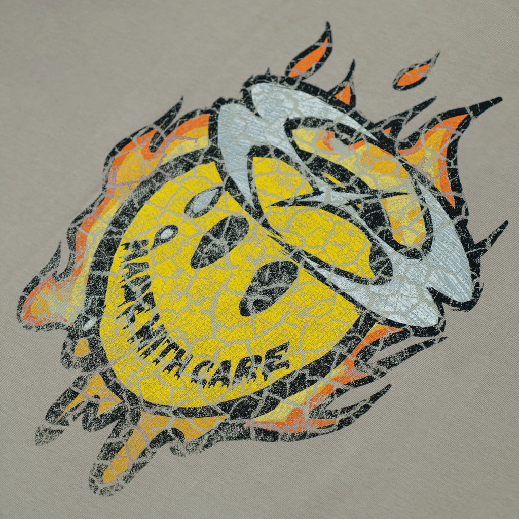 WHOCARES DISTRESSED SMILEY TEE BEIGE