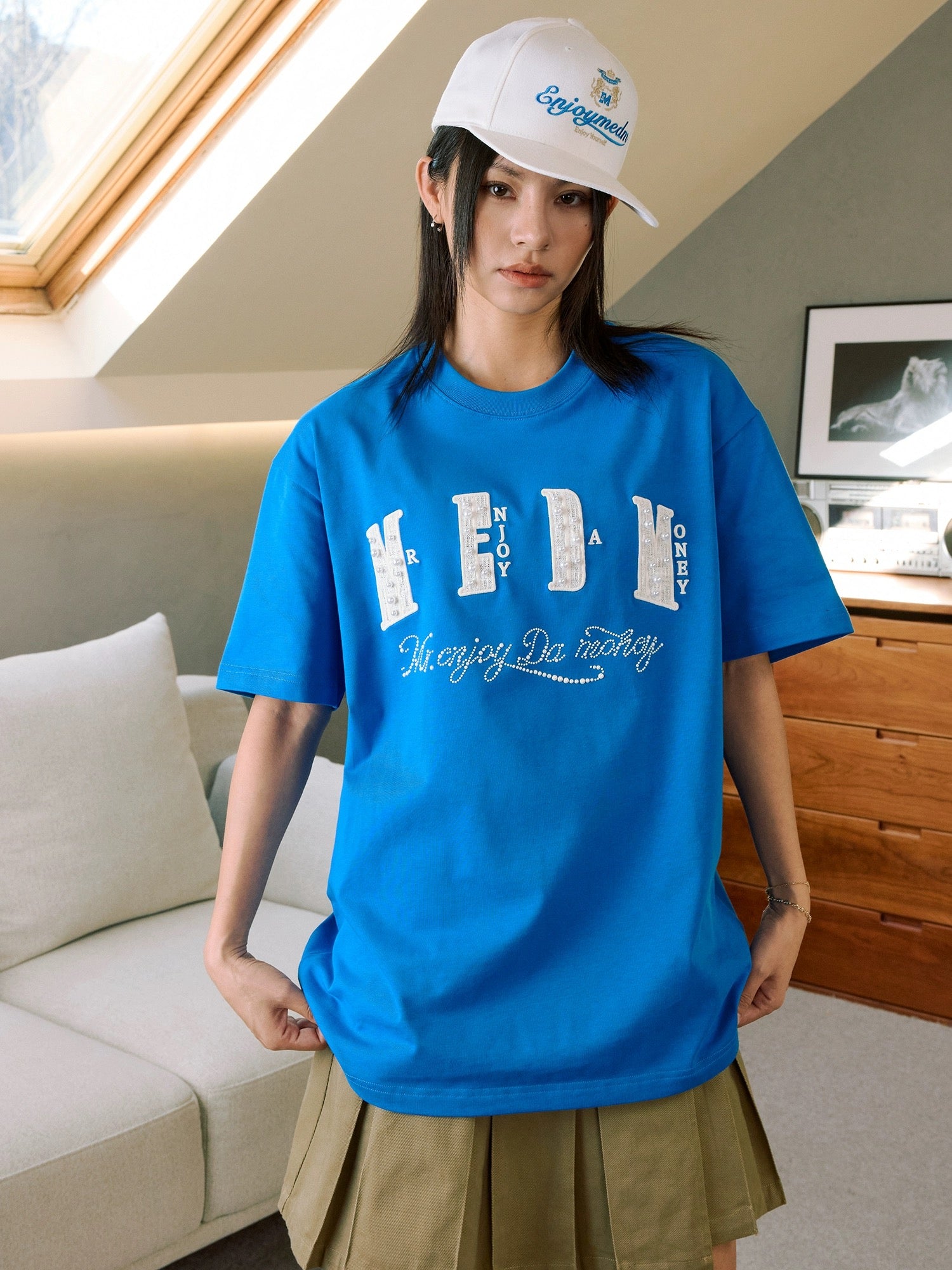 MEDM ALL ICONIC CRYSTAL BLUE TEE