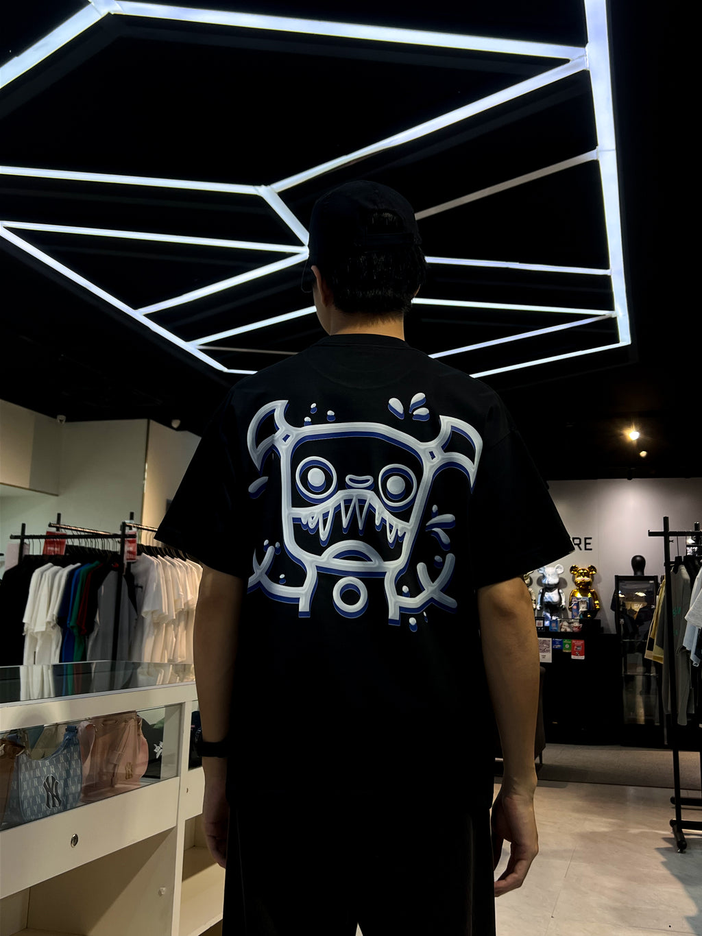 MINDLESS 019BK TEE BLACK
