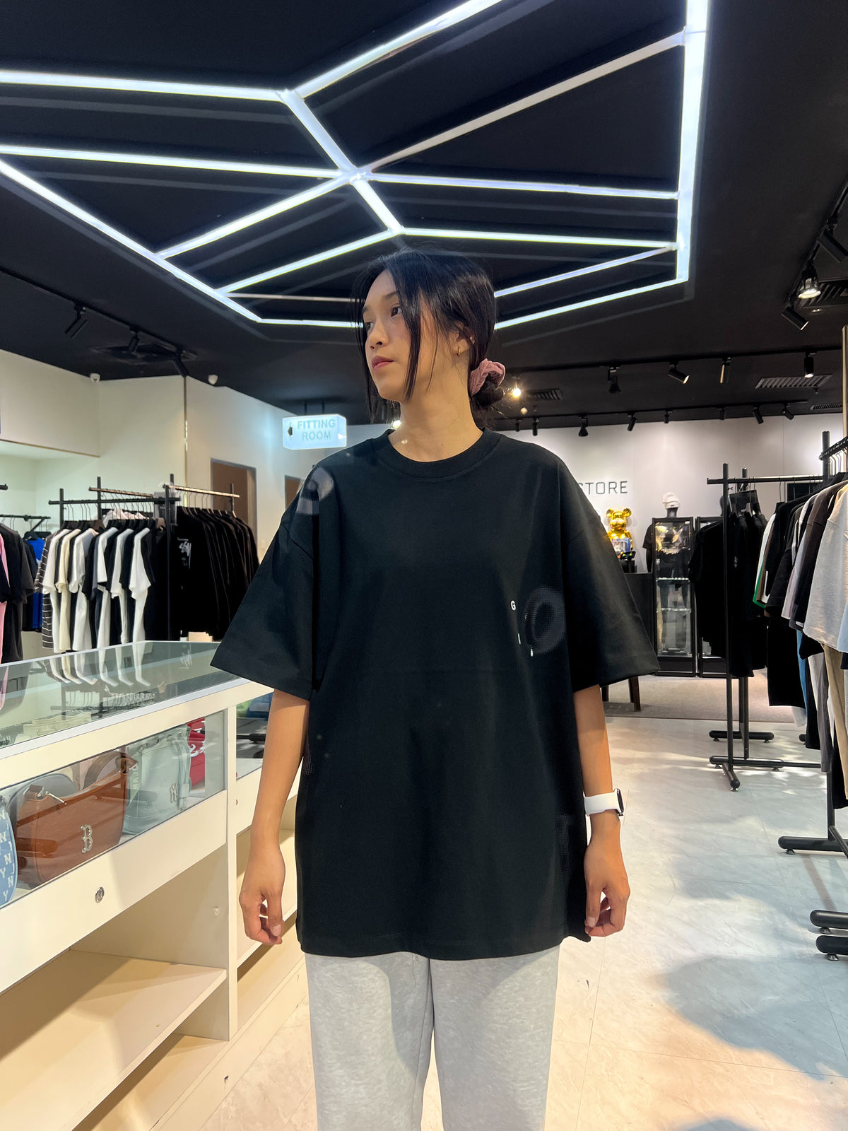 GOAT BIAR LAMBAT ASAL GOAT TEE BLACK