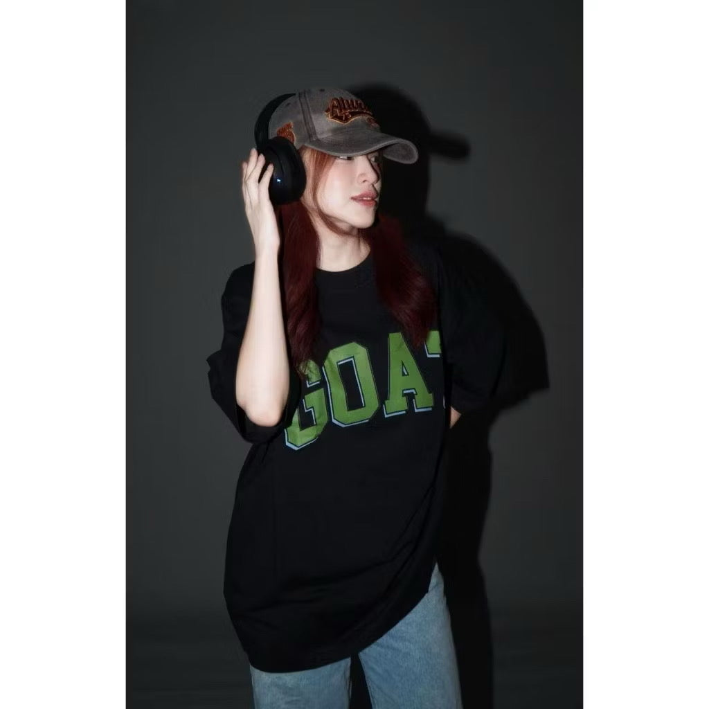 GOAT CLASSIC VARSITY GREEN LOGO BLACK T SHIRT