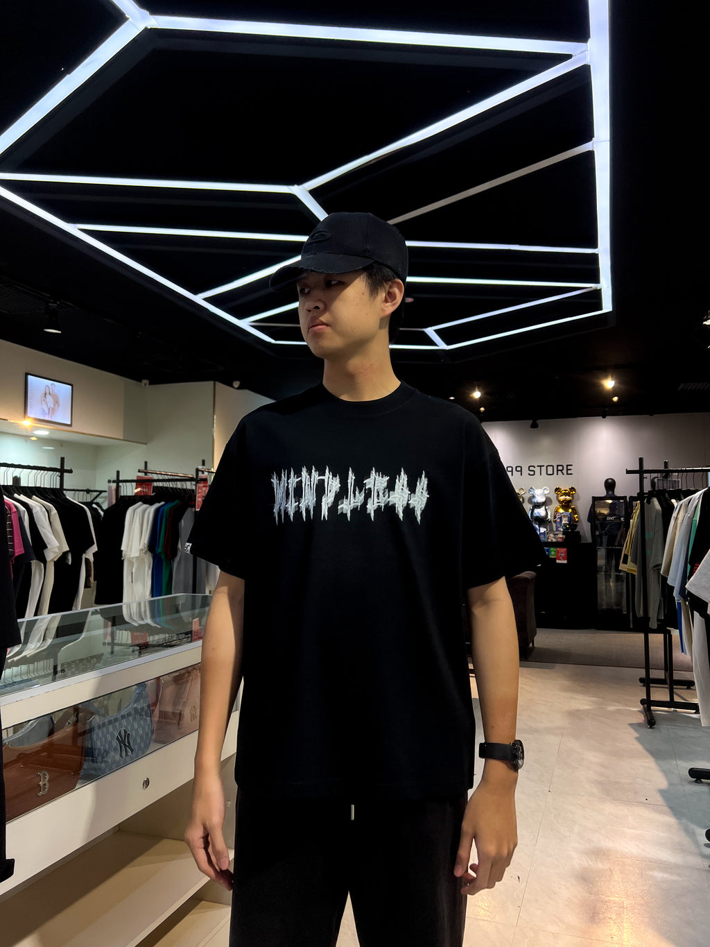 MINDLESS 007BK TEE BLACK