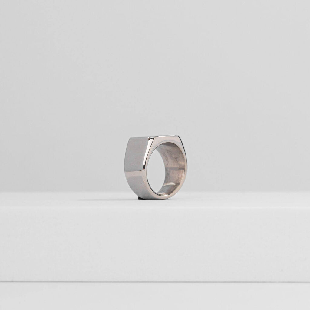 Plain Signet Ring (Silver)