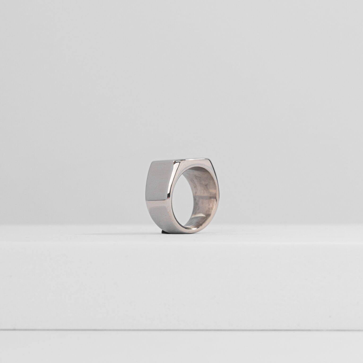 Plain Signet Ring (Silver)