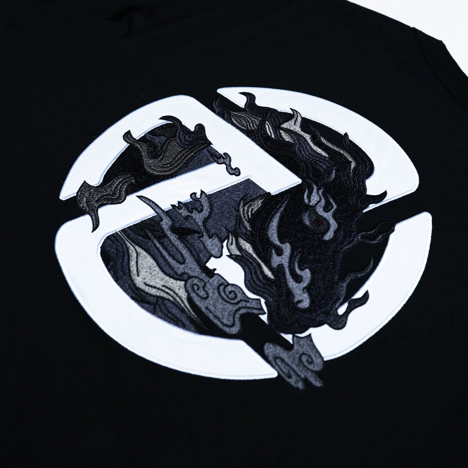 TNTCO FLAME HORSE TEE BLACK