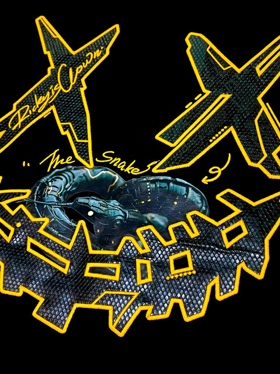 RICKYISCLOWN YELLOW MECH MAMBA BLACK TEE