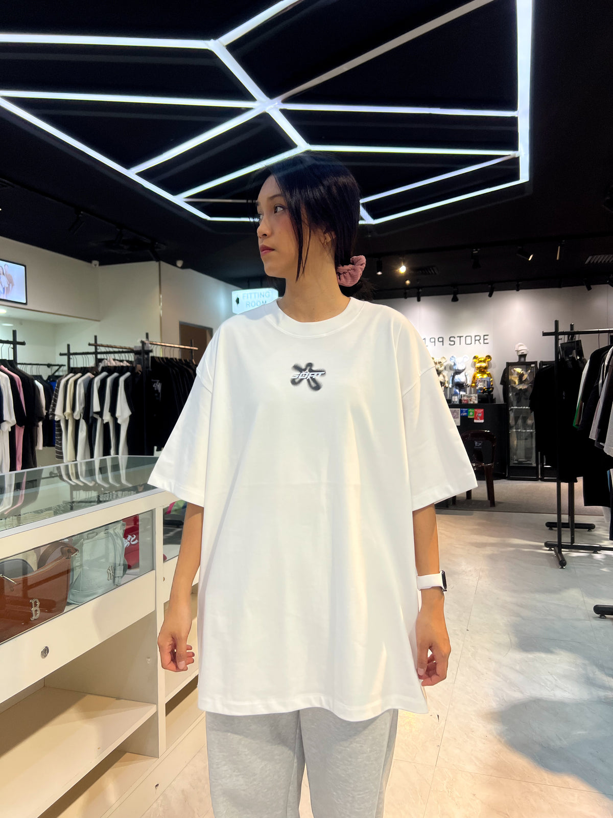 GOAT BIAR LAMBAT ASAL GOAT V2 TEE WHITE
