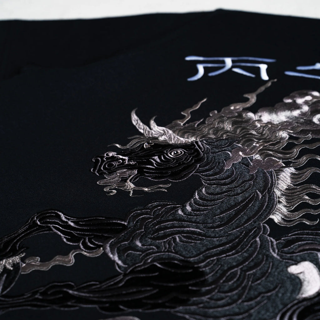 TNTCO CLOUDY HORSE TEE BLACK ON BLACK