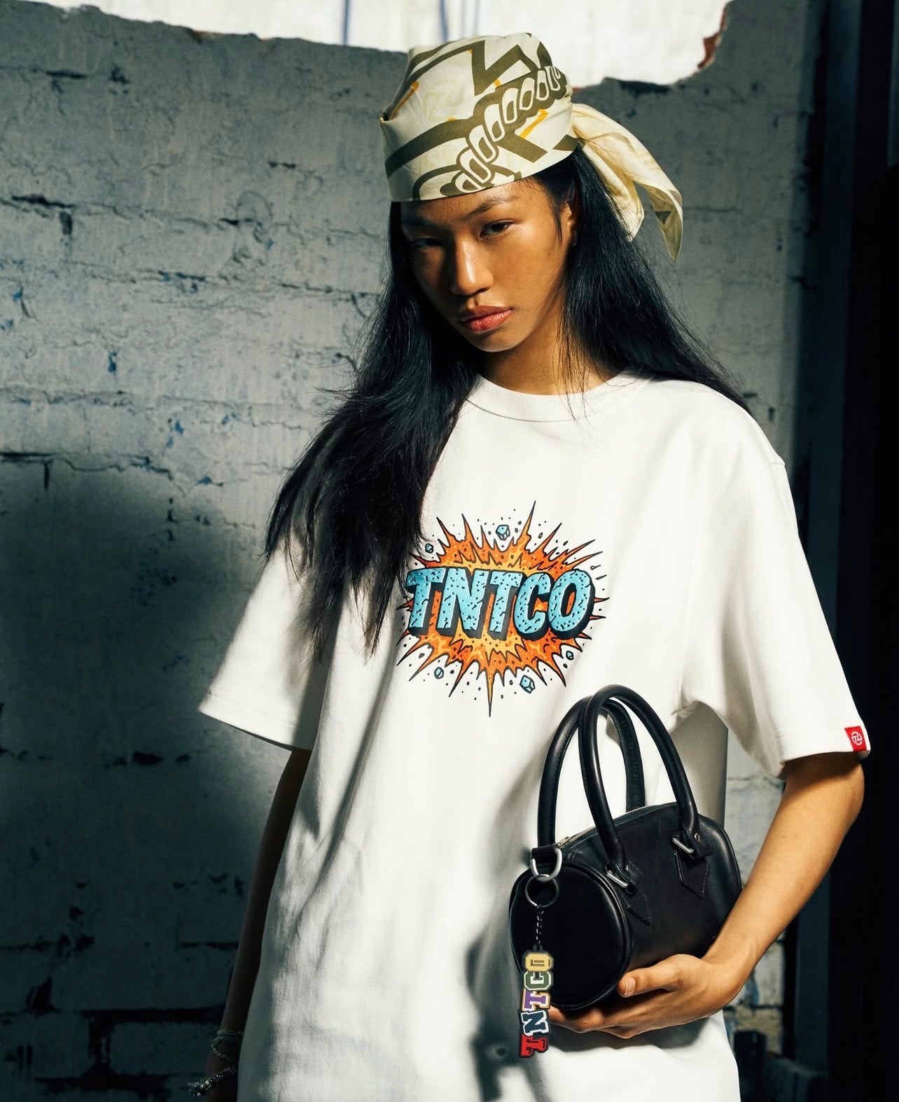 TNTCO BURST LOGO WHITE TEE
