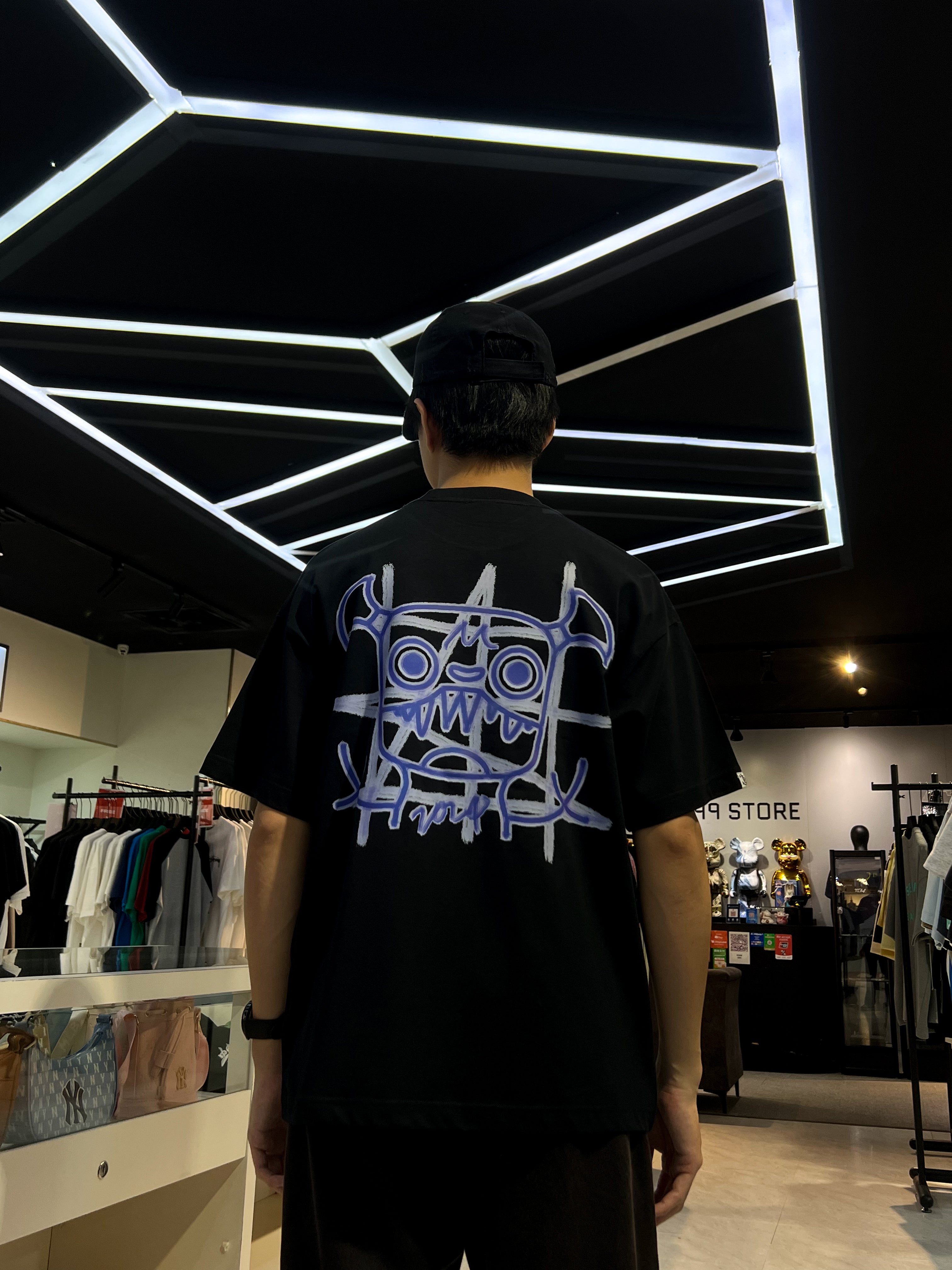 MINDLESS 006BK TEE BLACK