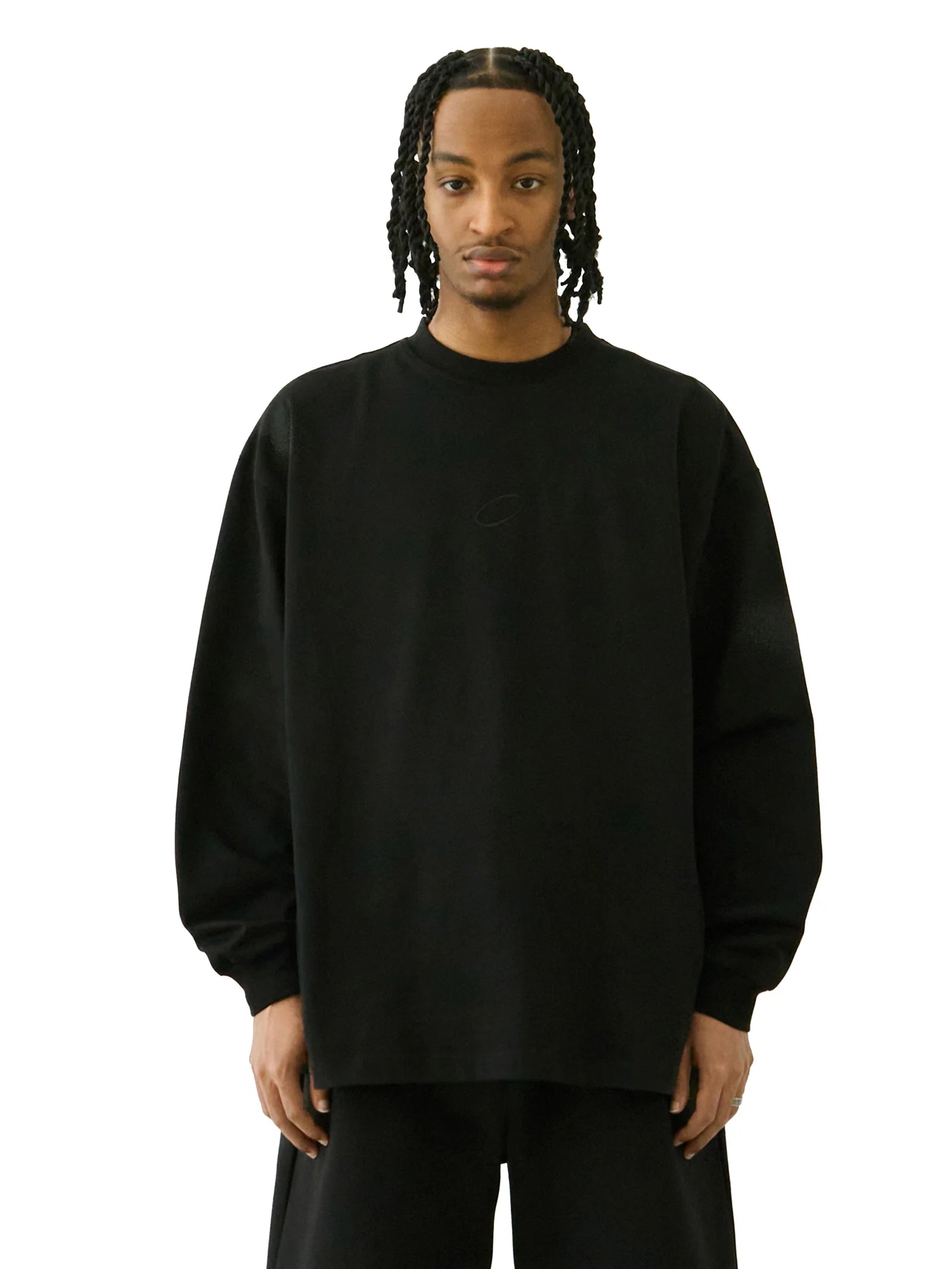 FUTUREKIND UNIVERSAL LONG SLEEVE TEE (BLACK EMBROIDERY)