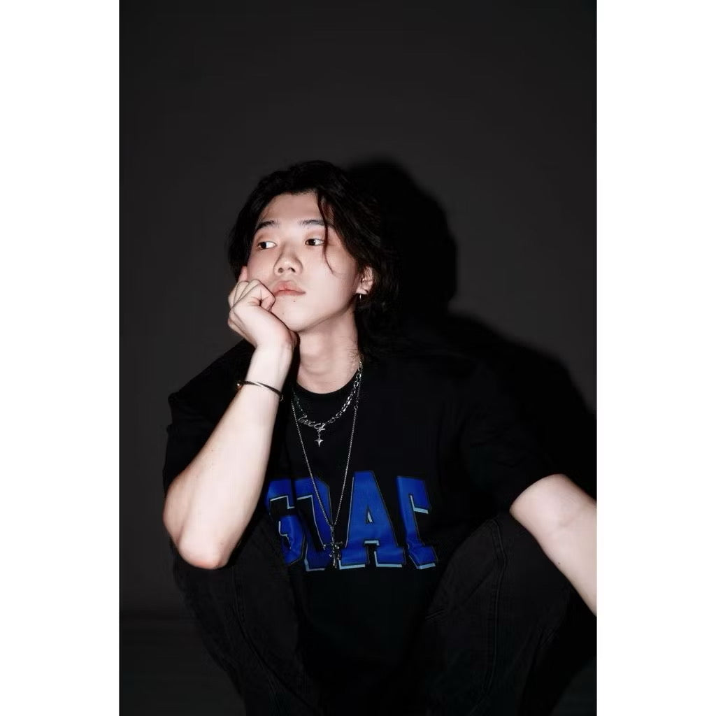 GOAT CLASSIC VARSITY BLUE LOGO BLACK T SHIRT