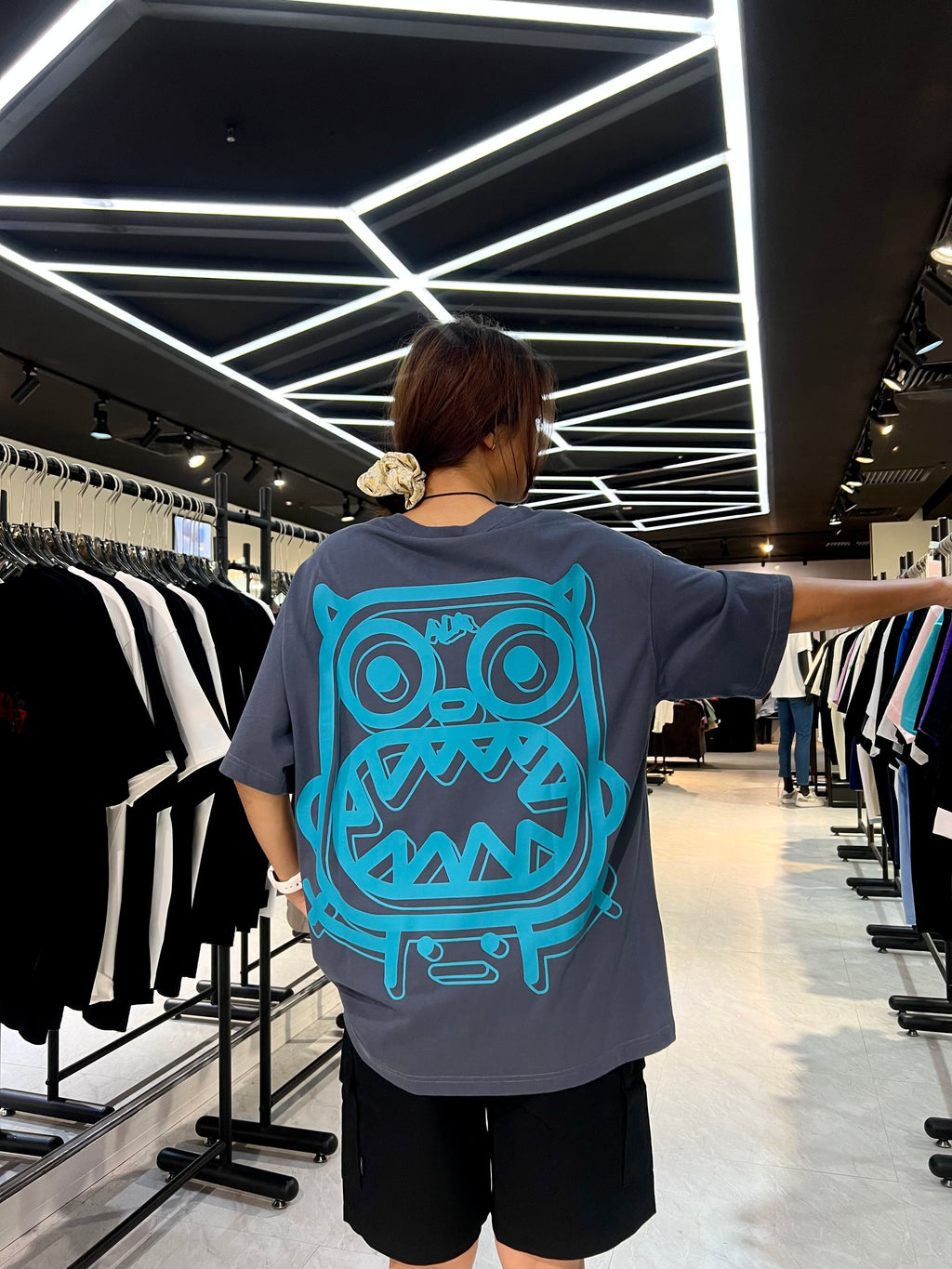 Calmmind Neon Blue Monster T-shirt Blue