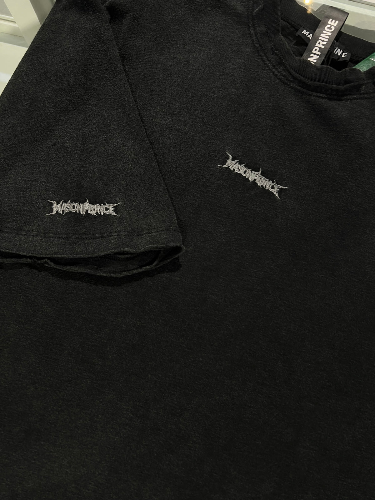 MASONPRINCE BAMBOO COTTON GE TE BLUE LOGO TEE BLACK