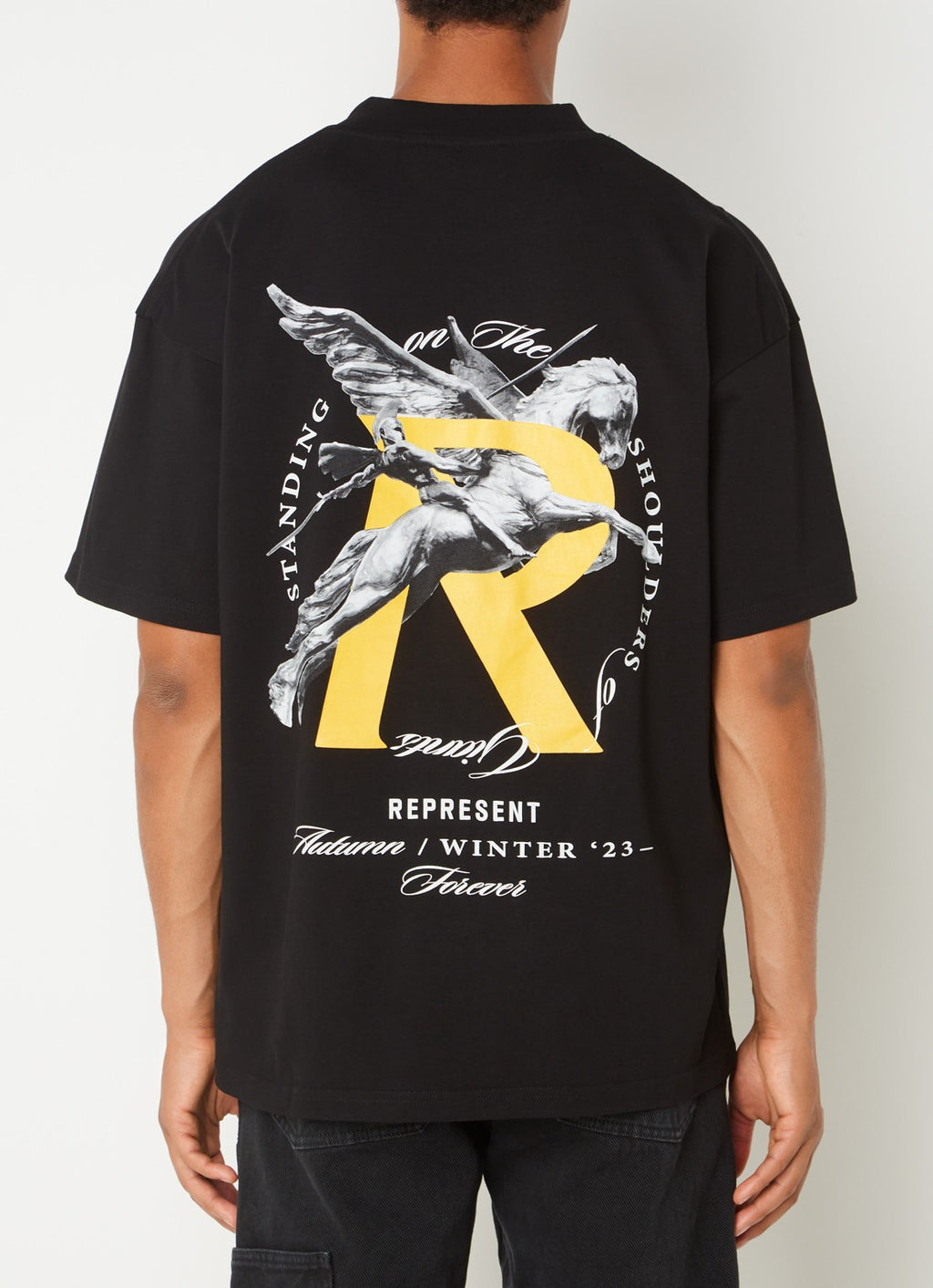 REPRESENT BLACK PEGASUS STANDING ON THE SHOULDER TEE