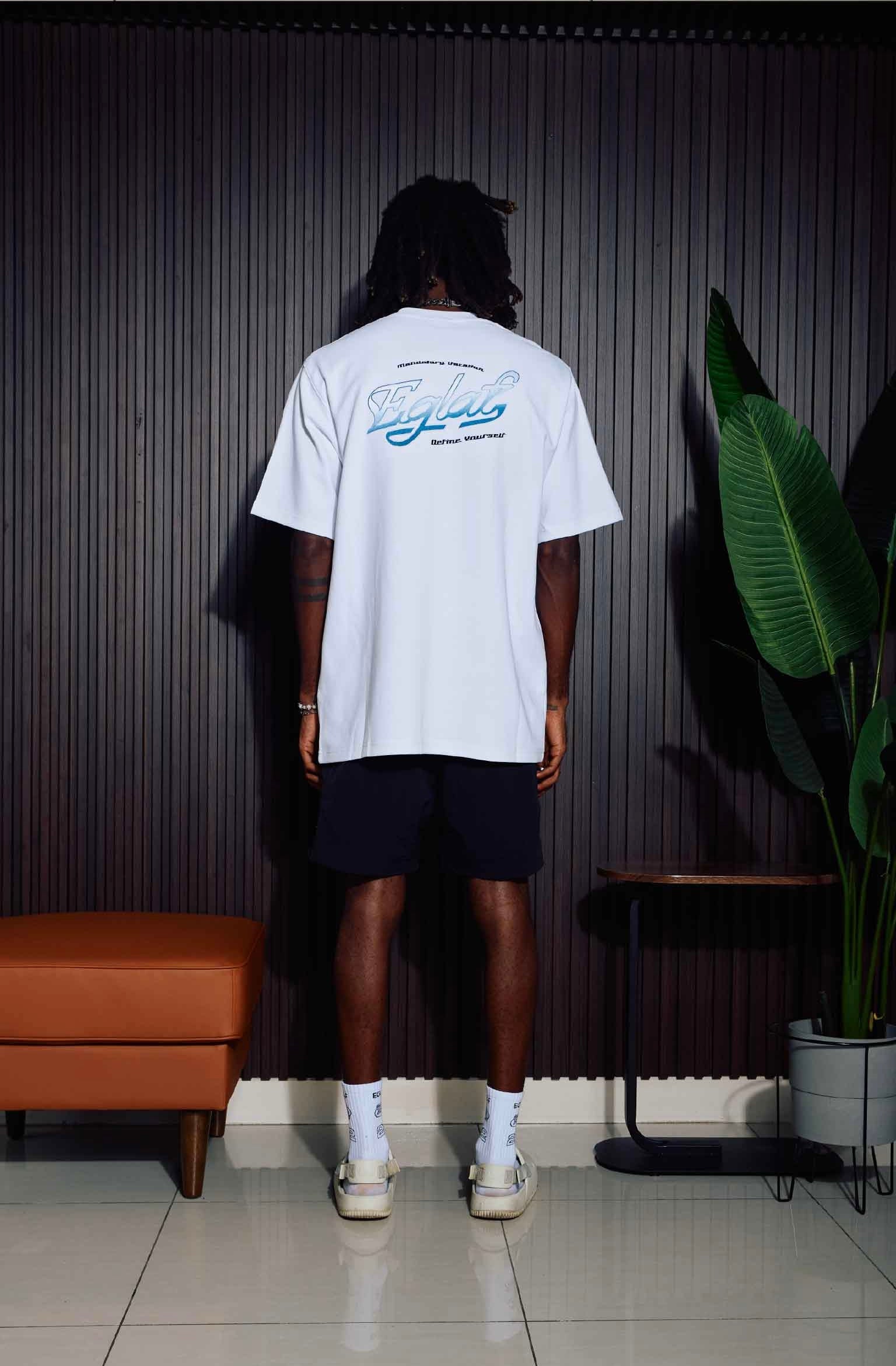 EGLAF MV GRADIENT LOGO TEE WHITE