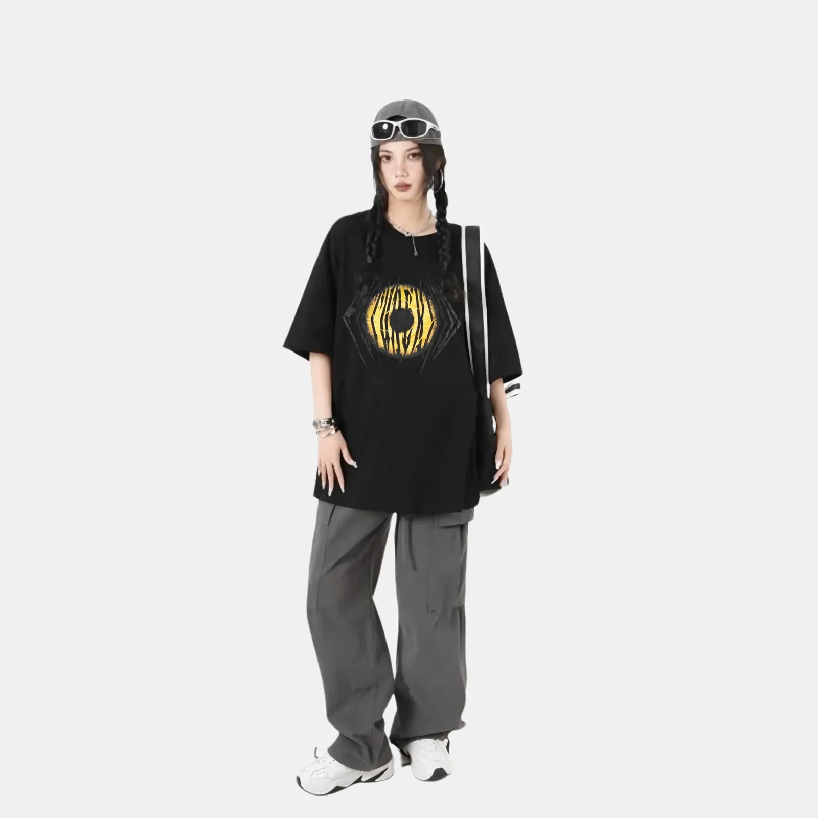 FUTURE KIND HK EYES BLACK TEE