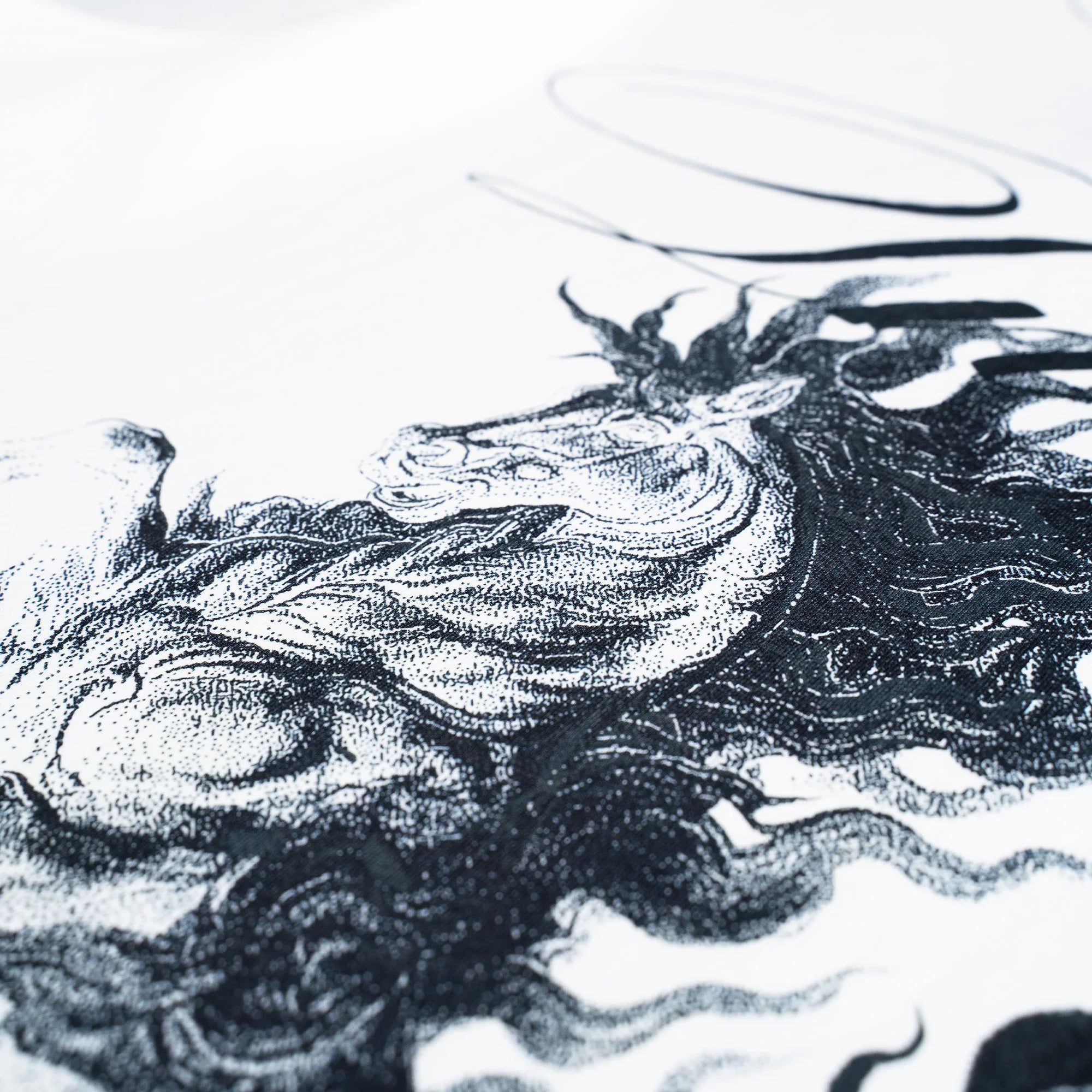 TNTCO ROARING HORSE TEE WHITE