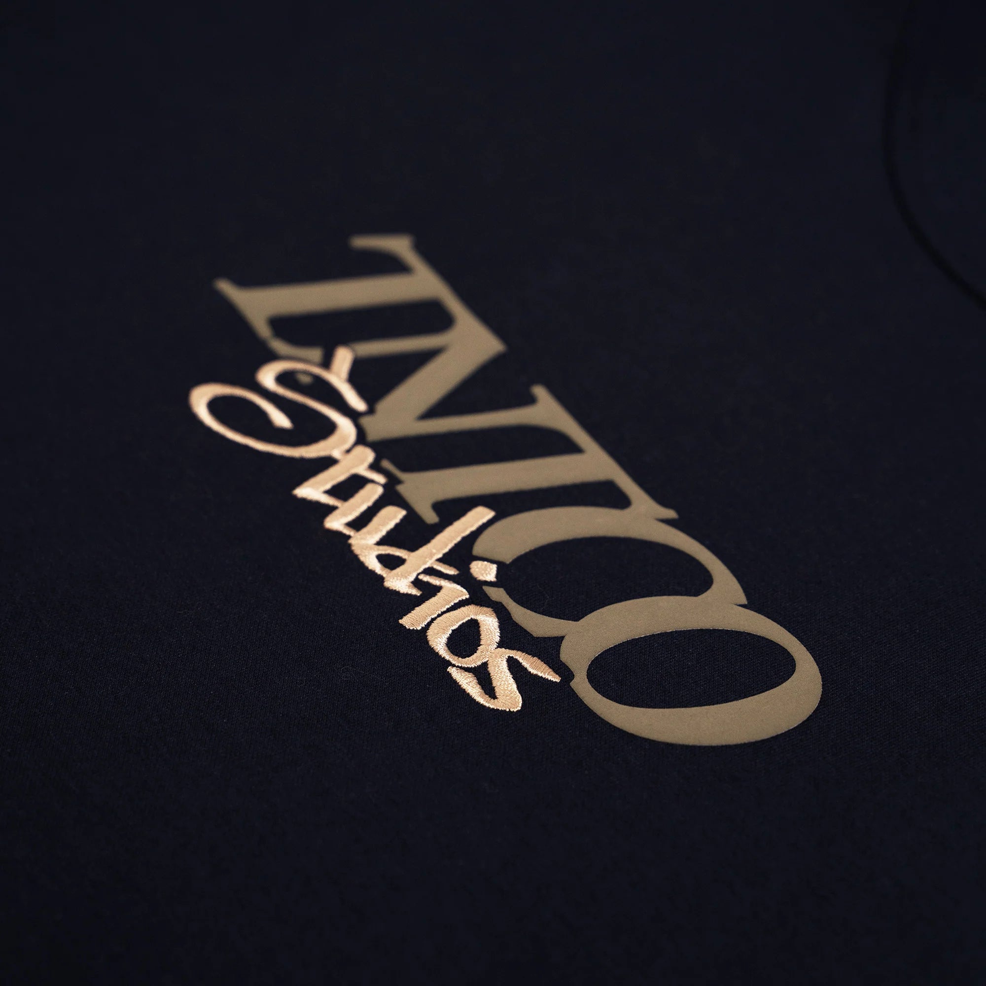 TNTCO STUDIOS 03 TEE BLACK
