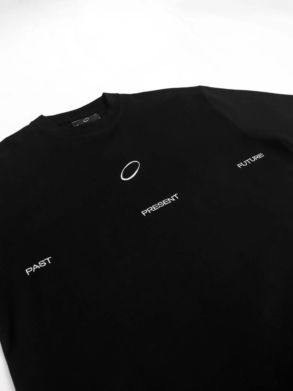 FUTUREKIND UNIVERSAL SHORT SLEEVE TEE (WHITE EMBROIDERY)