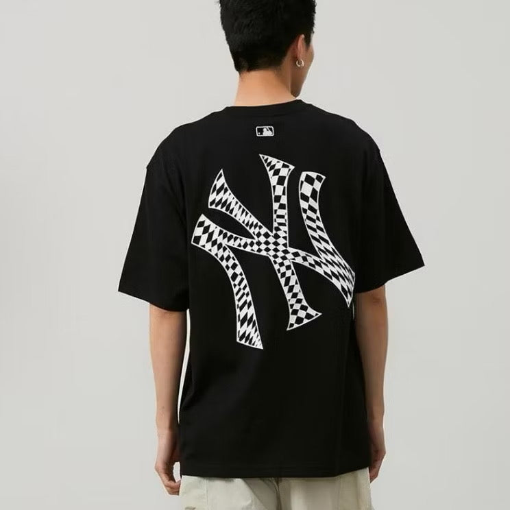 MLB BLACK WHITE MONOGRAM BLACK T SHIRT