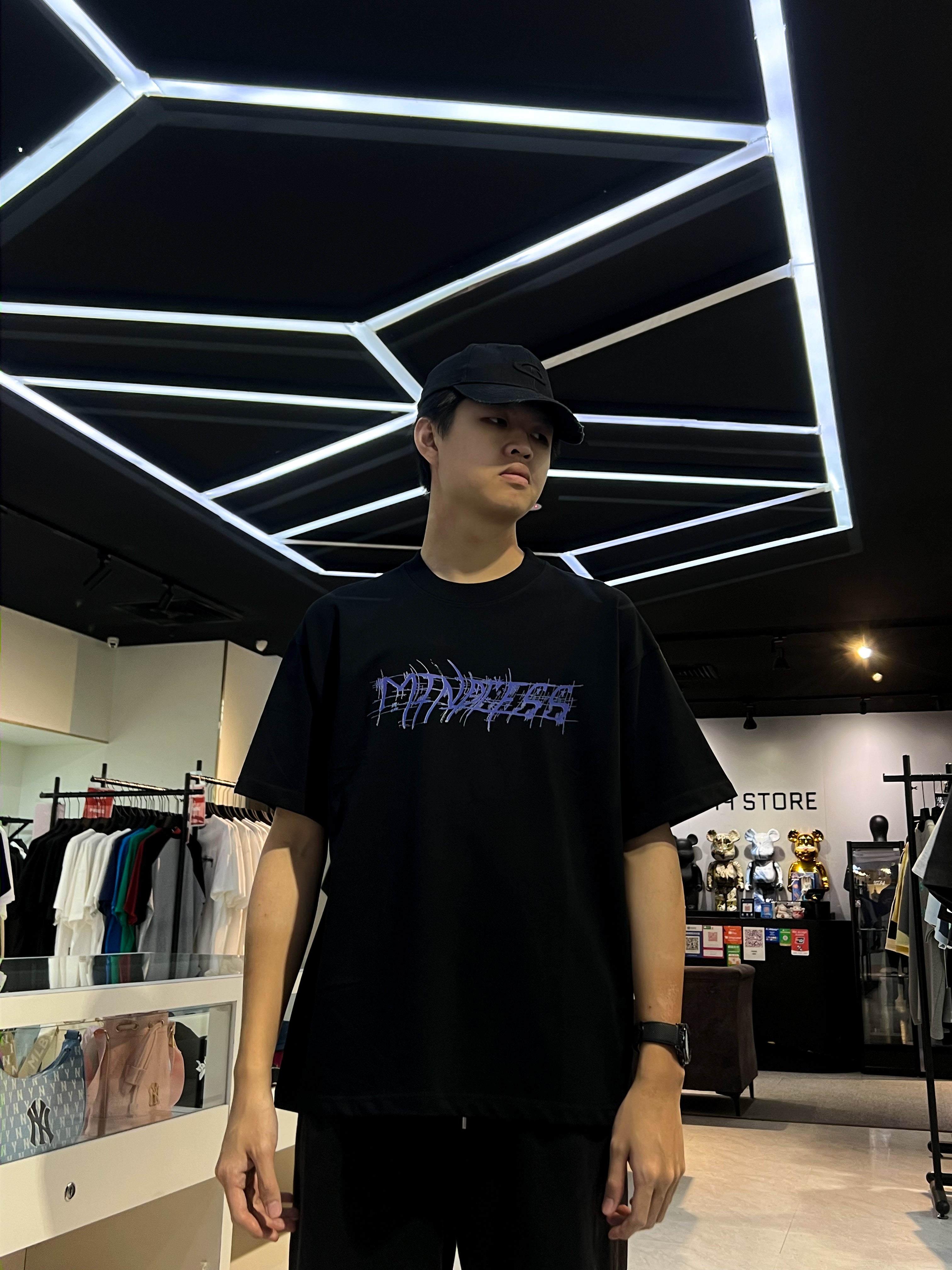 MINDLESS 006BK TEE BLACK