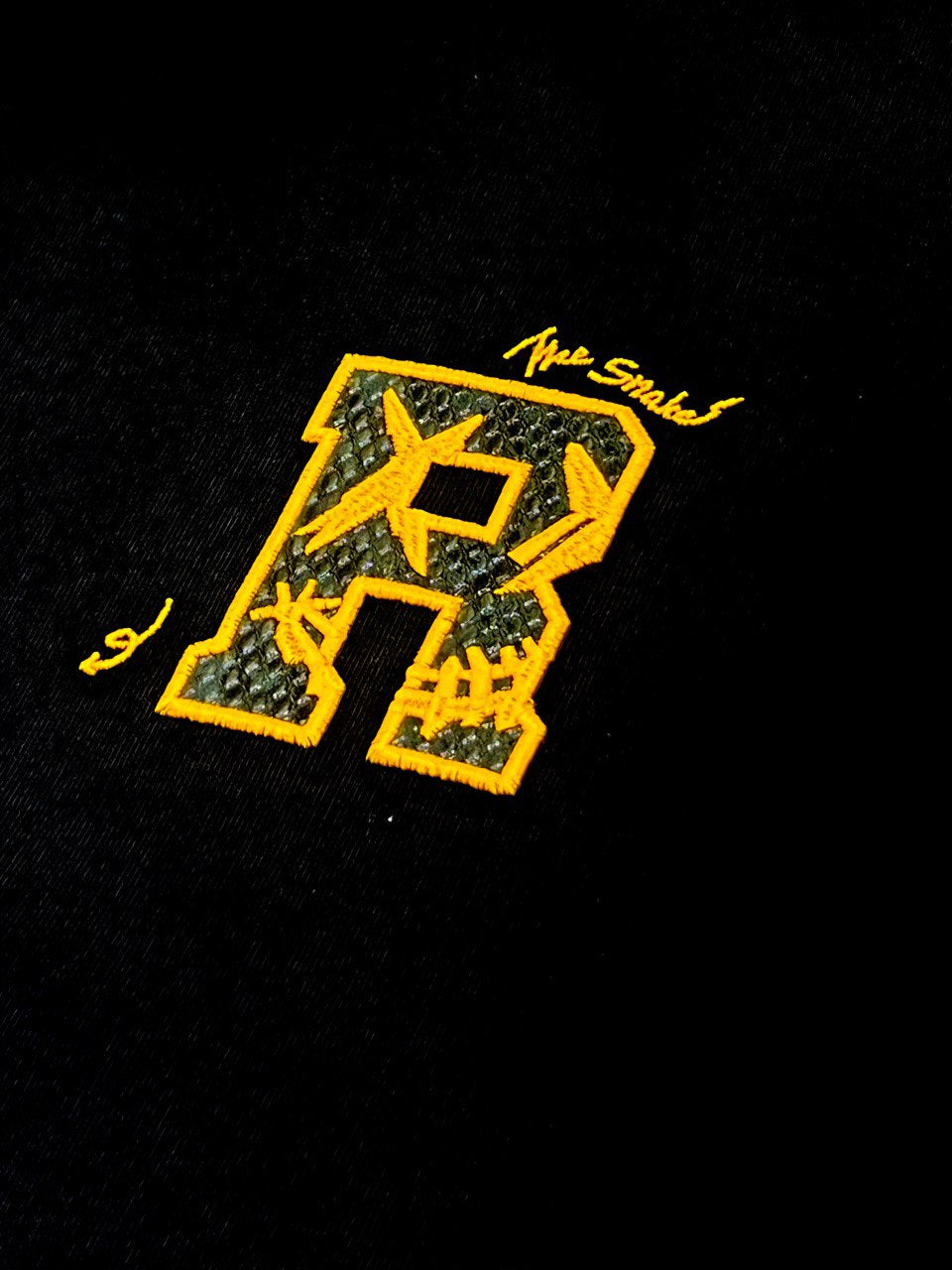 RICKYISCLOWN YELLOW MECH MAMBA BLACK TEE
