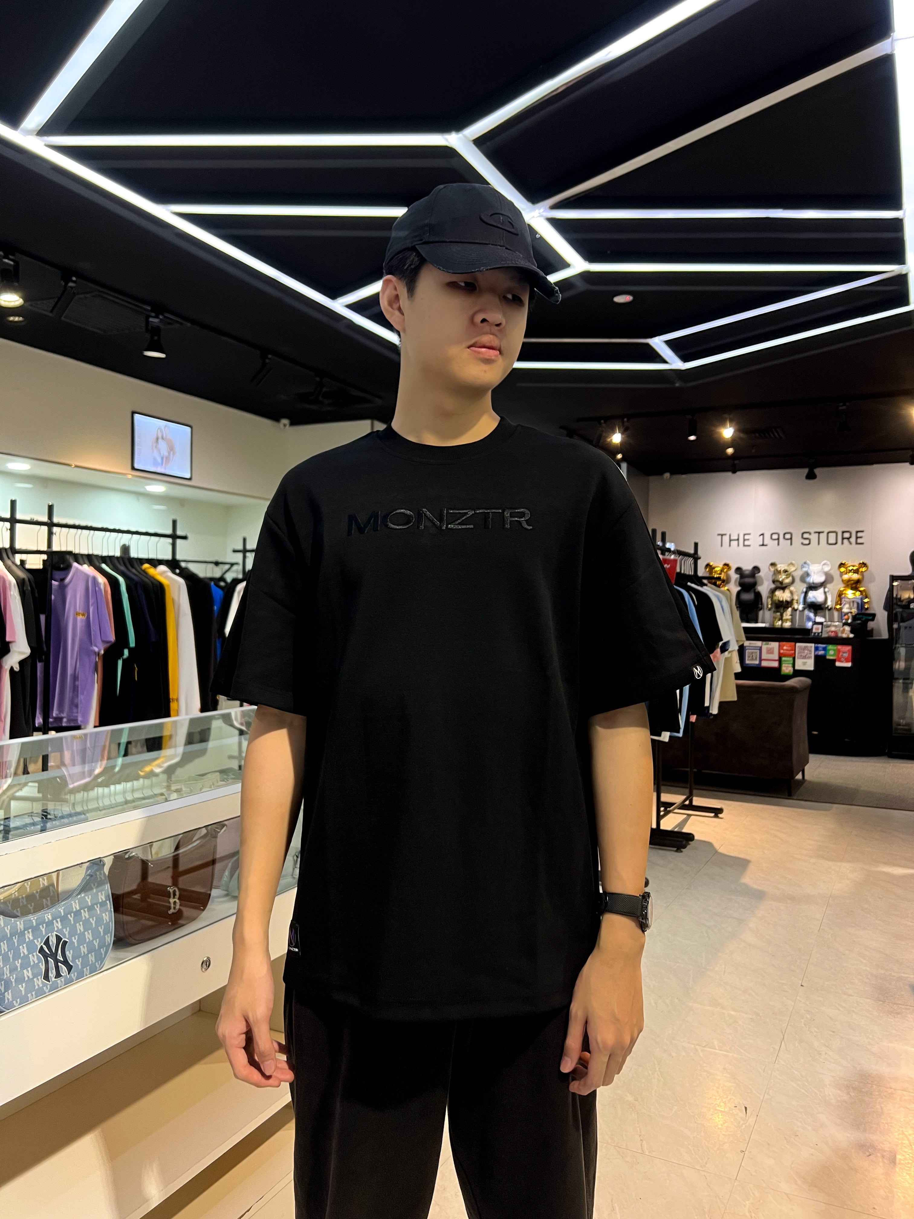 MONZTR ESSENTIAL STRAP TEE ALL BLACK