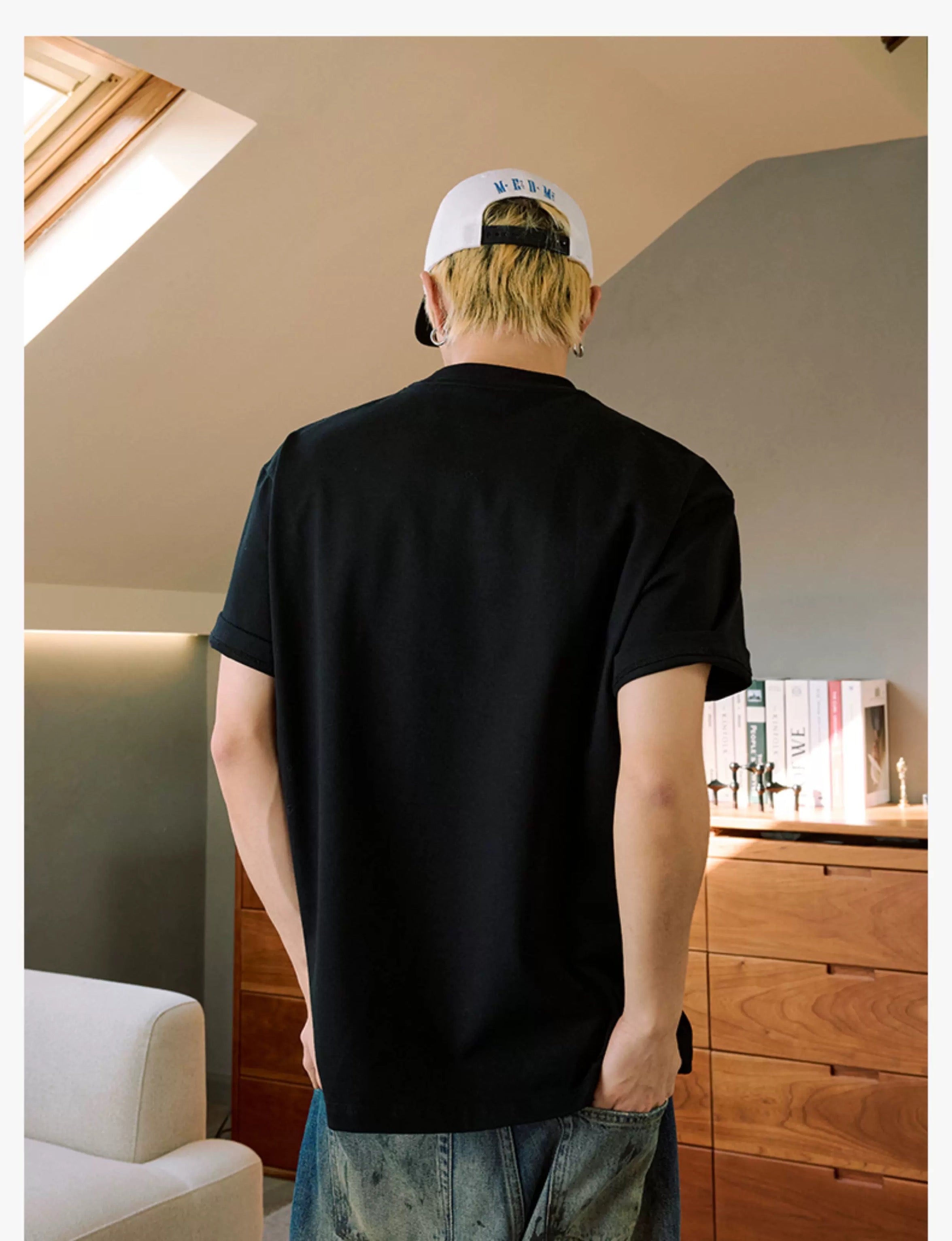 MEDM ALL ICONIC CRYSTAL BLACK TEE