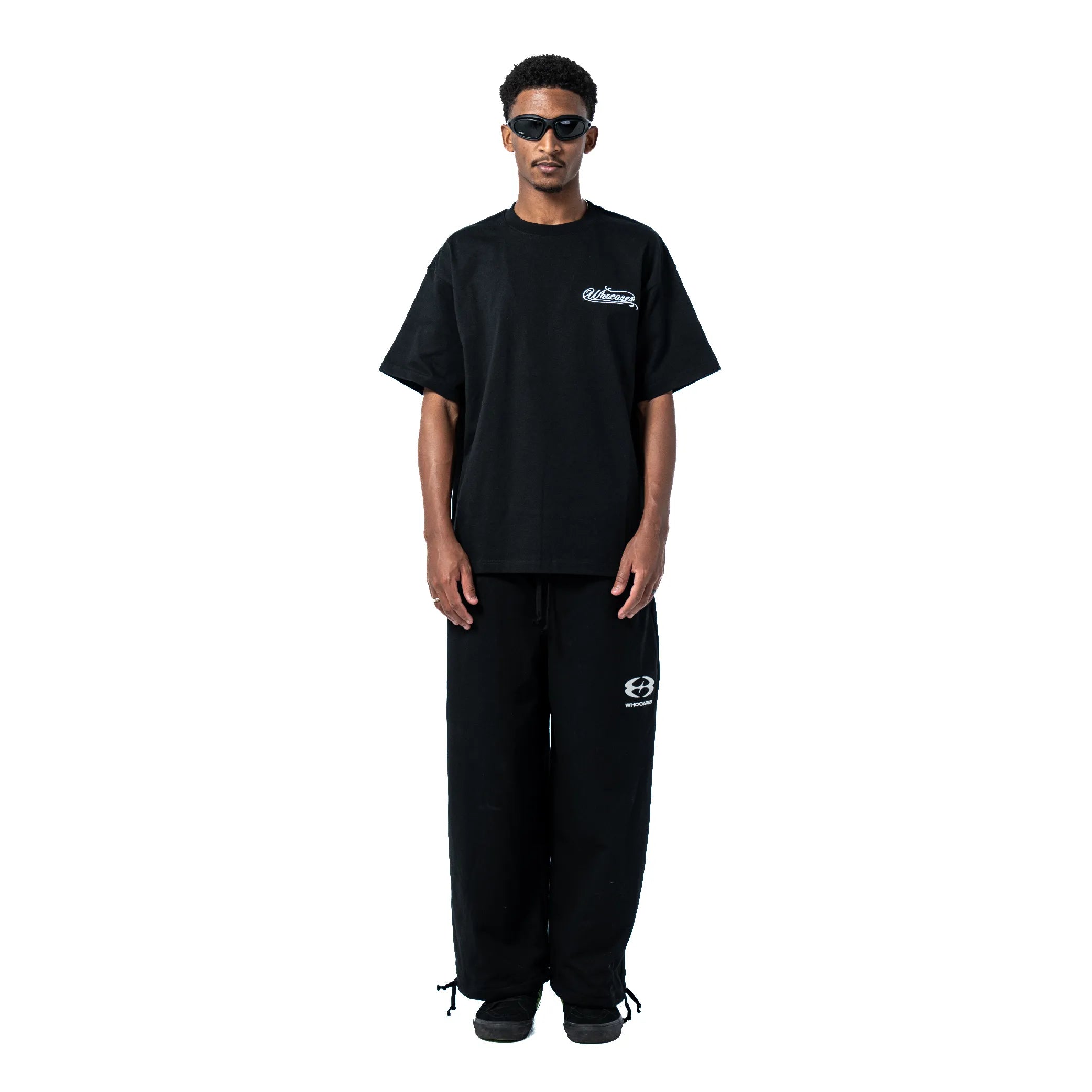 WHOCARES EMBLEM CLUB  TEE BLACK