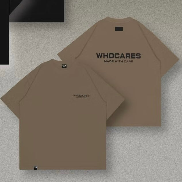 WHOCARES ESSENTIAL LOGO TEE BROWN