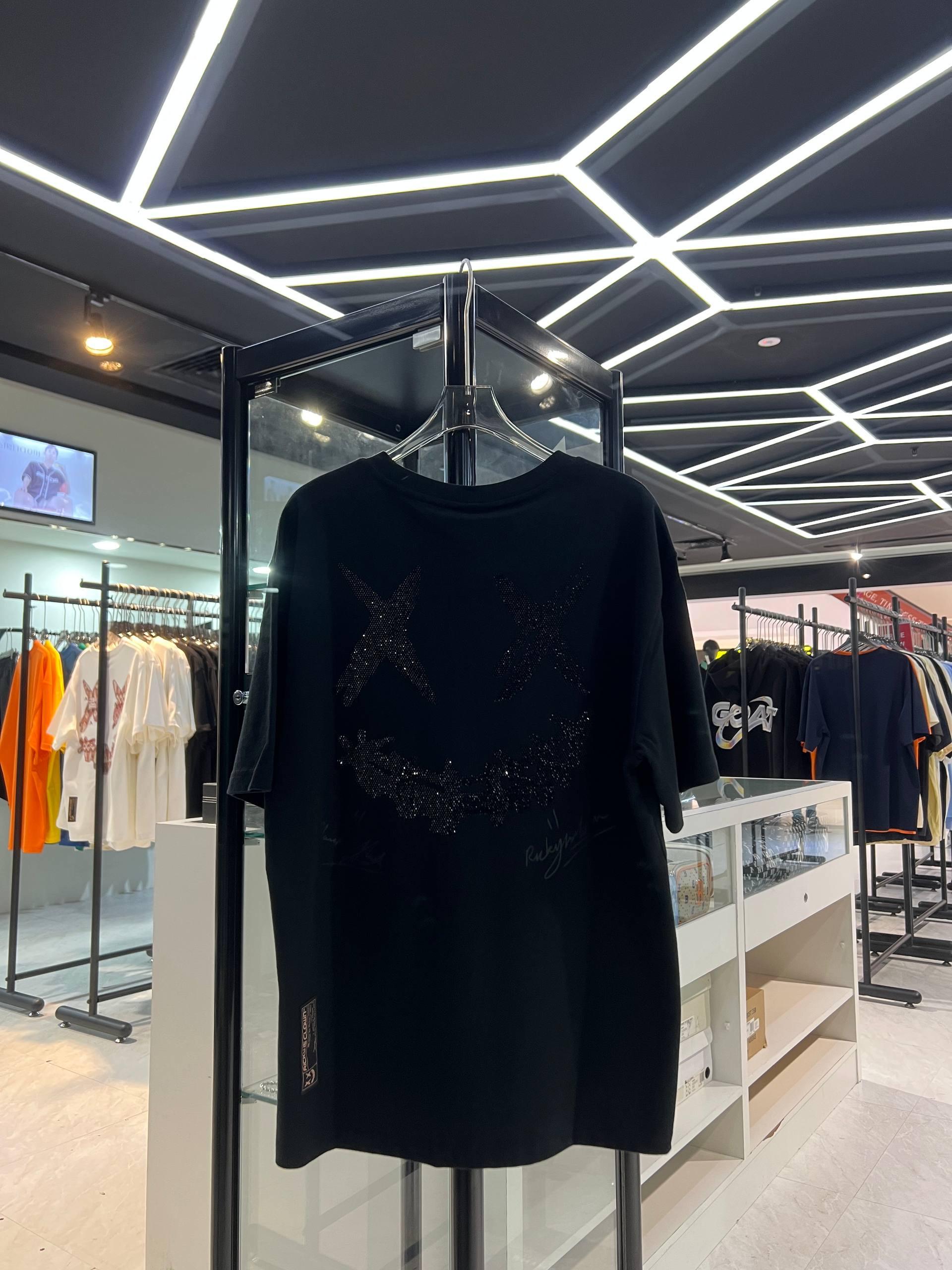 RICKYISCLOWN BLACK RHINESTONE BLACK TEE