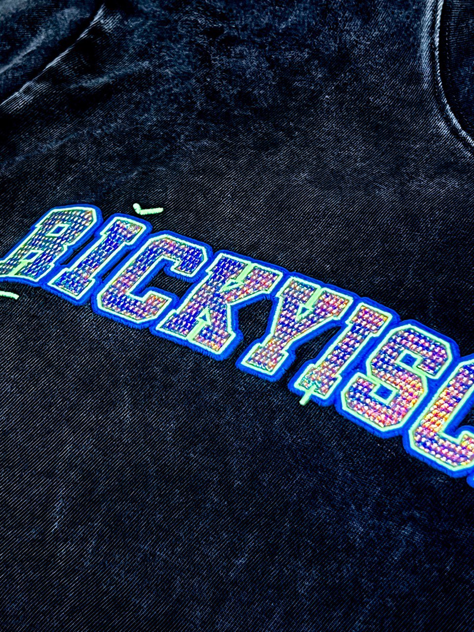 RICKYISCLOWN GREEN RAINBOW WASHED BLACK TEE