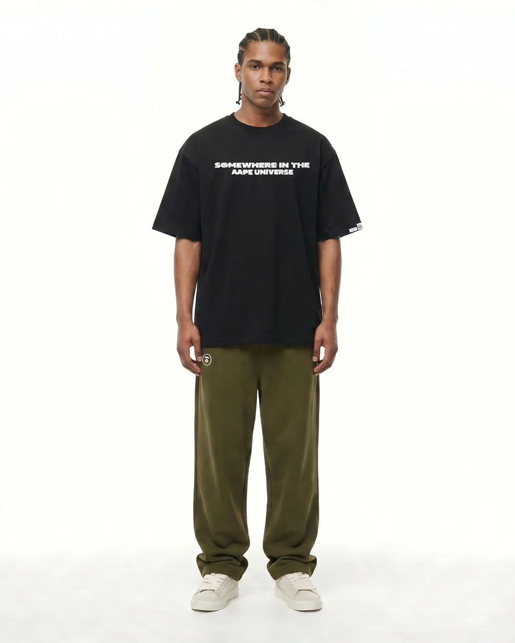 AAPEUNVS graphic tee black tee
