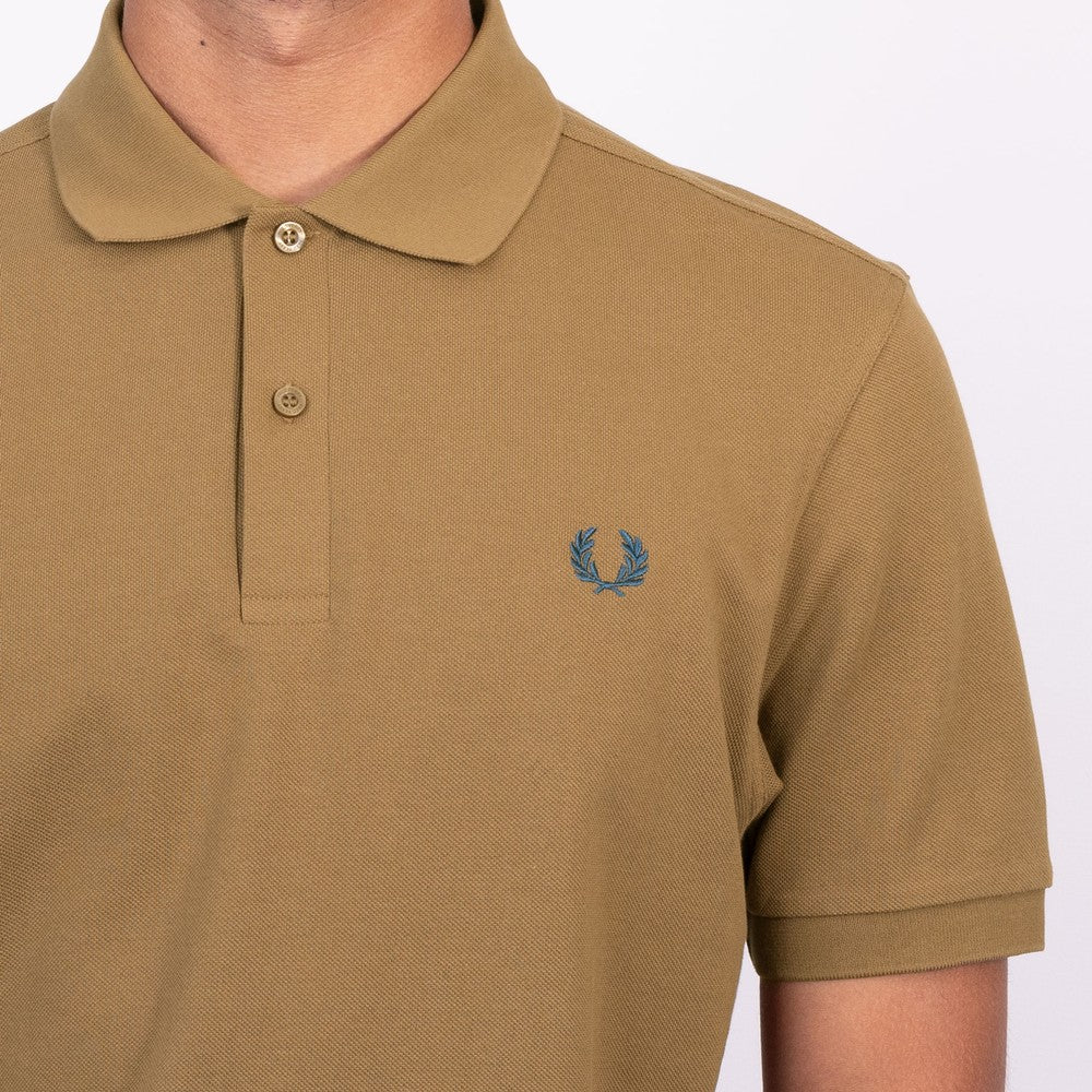 FRED PERRY (classic logo polo shirt) (brown tee, sliver logo)